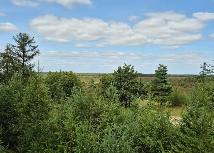 4 Person In Hovborg-by Traum *